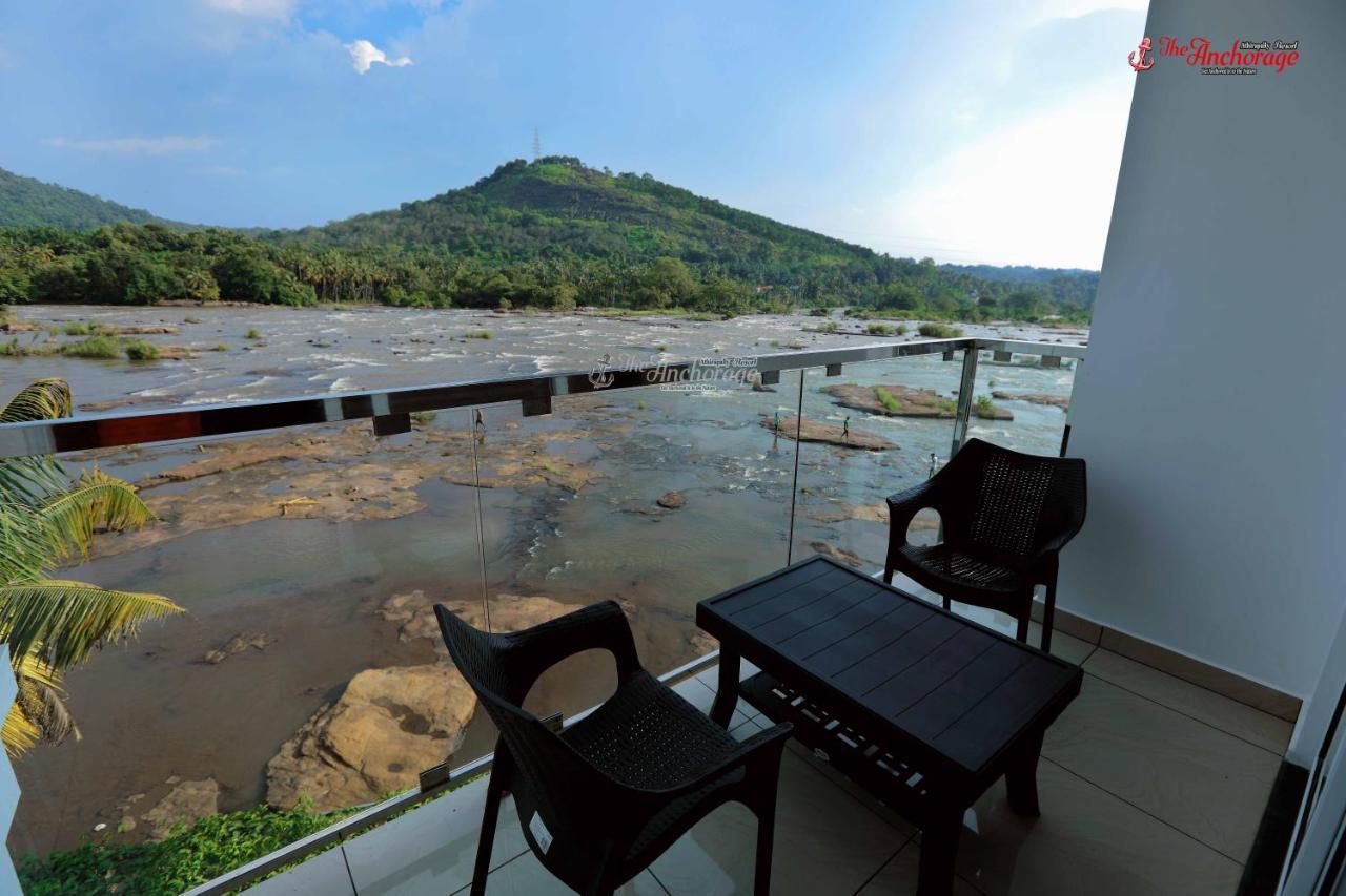 The Anchorage Athirapilly Resort Athirappilly Exterior foto